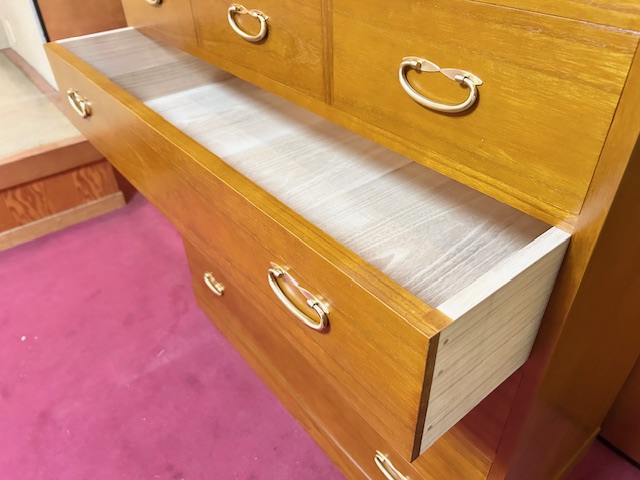 アウトレット総桐小袖箪笥四ノ三ウレタン引出し