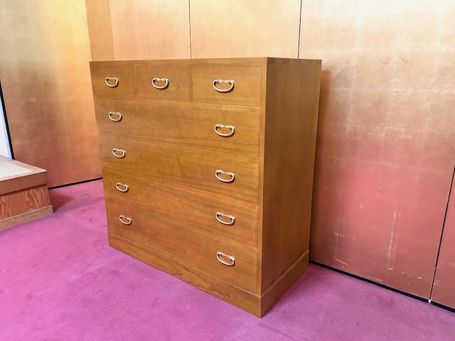 アウトレット総桐小袖箪笥四ノ三ウレタン斜め