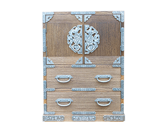 ☆総桐箪笥 ☆ 飾り金具　☆和箪笥 ☆ビンテージ ☆送料込み ☆総桐箪笥 ☆ 飾り金具 ☆和箪笥 ☆ビンテージ ☆送料込み 2025年