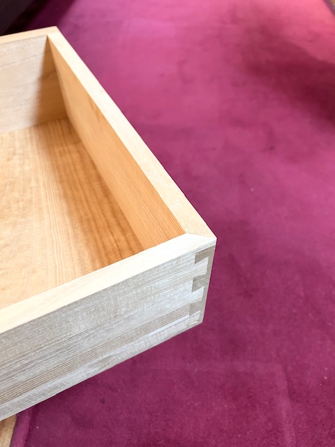 総桐整理箪笥大戸八重　秋草　先留　先蟻組画像